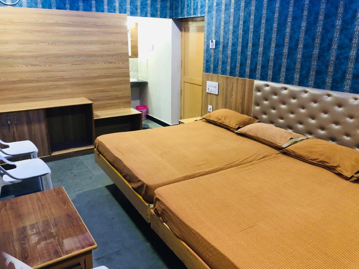 C M Hotel New Wodapatti Dış mekan fotoğraf