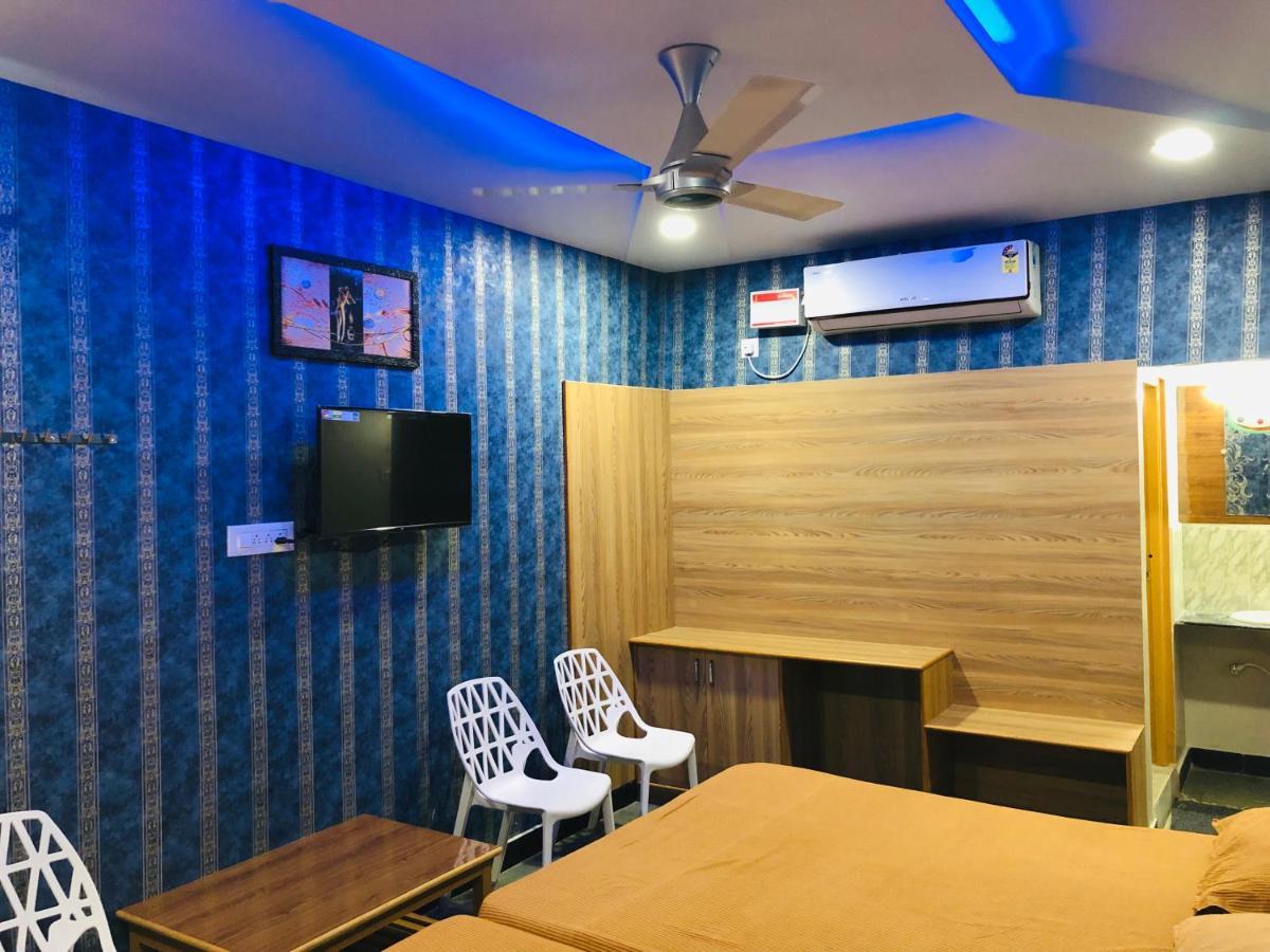 C M Hotel New Wodapatti Dış mekan fotoğraf