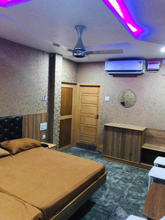 C M Hotel New Wodapatti Dış mekan fotoğraf